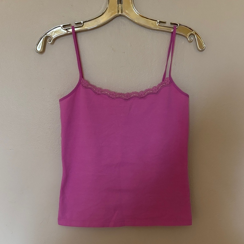 HUE Fuchsia Lace Trim Camisole